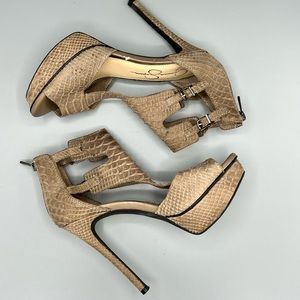 Jessica Simpson -CEATON T-Strap Heels (taupe)